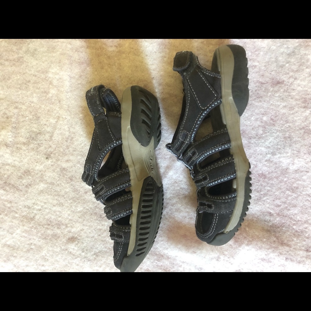 Women’s CLARKS SANDALS SIZE 5